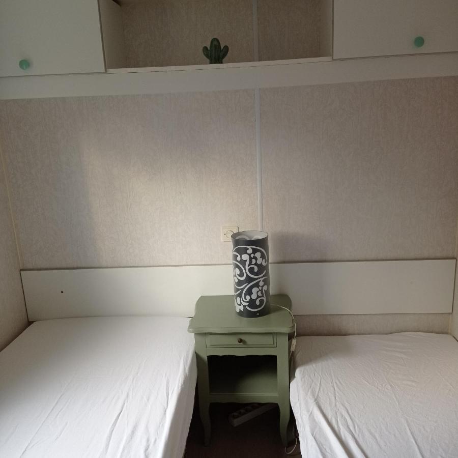 Camping Le Bel Air Mobil Home Le Palmier 4 Personnes Limogne-en-Quercy Luaran gambar